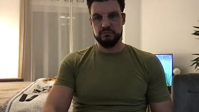 YoloNude online show from April 2026 08:35:02 PM