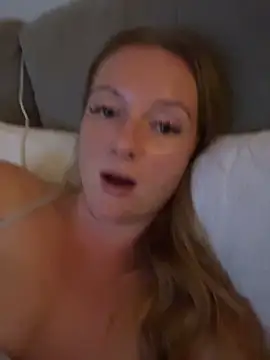 Sofiiaxo online show from April 2026 08:03:01 PM