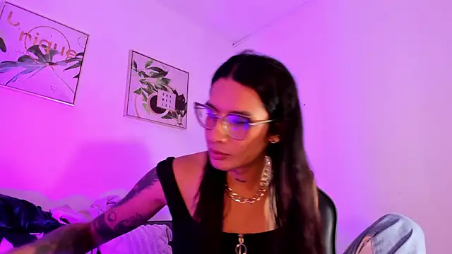 Maddie Ray online show from June 2026 10:09:01 AM