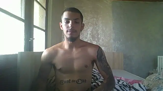 robertmrn112 online show from June 2026 02:28:01 PM