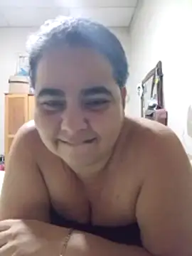 Snapshot of Golositadeamor chatting on June 2026 06:33:02 AM Golositadeamor online show from June 2026 06:33:02 AM
