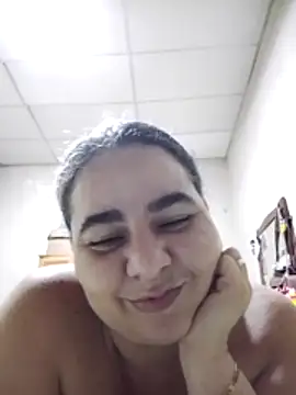 Snapshot of Golositadeamor chatting on June 2026 05:28:01 PM Golositadeamor online show from June 2026 05:28:01 PM