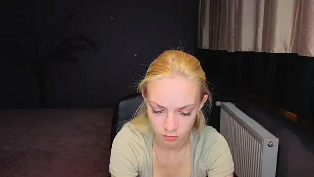 SonnySofia online show from May 2026 05:40:01 PM