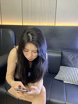 Snapshot of HY-QIAN chatting on June 2026 01:21:02 PM HY-QIAN online show from June 2026 01:21:02 PM