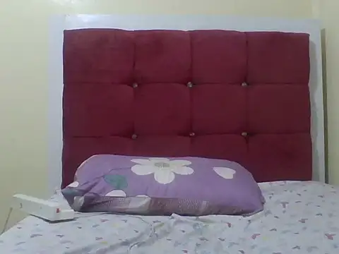 Snapshot of Irendz chatting on May 2026 07:08:02 PM Irendz online show from May 2026 07:08:02 PM