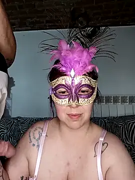 Giochidicoppia online show from April 2026 09:31:01 PM