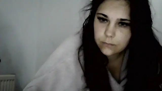 Skyler21XX online show from April 2026 07:03:02 AM