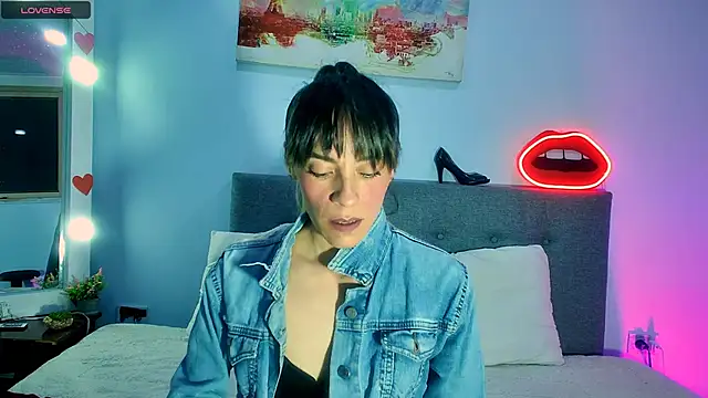 Snapshot of Lorena_sweet33 chatting on May 2026 01:40:01 PM Lorena sweet33 online show from May 2026 01:40:01 PM