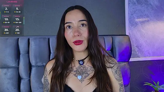 Cata Jonees online show from July 2026 07:51:01 PM