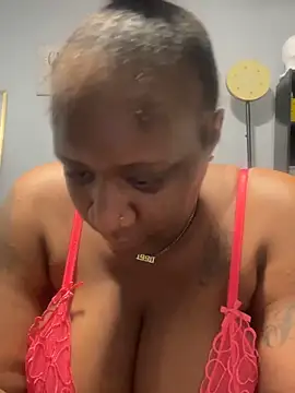 amberchill26 online show from June 2026 05:47:02 PM