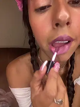 CHEERY BLOOM online show from April 2026 04:45:01 AM