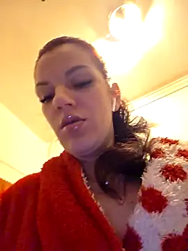 Snapshot of SweetMomy_ chatting on April 2026 02:51:01 AM SweetMomy online show from April 2026 02:51:01 AM