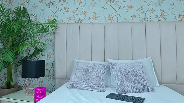 VegaSara online show from May 2026 06:13:01 PM