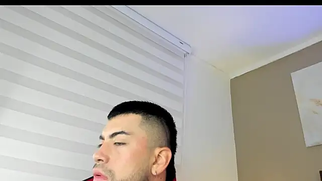 Alexander Diazz online show from April 2026 01:35:02 PM
