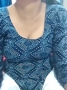 Lovely-baby2 online show from April 2026 03:35:02 PM