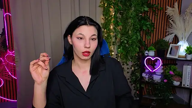 Snapshot of SharonBrowns chatting on April 2026 12:08:02 PM SharonBrowns online show from April 2026 12:08:02 PM