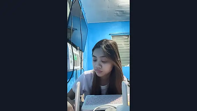 DestinyPharel online show from April 2026 06:19:01 AM