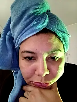 Lcamilagarcia online show from May 2026 04:44:02 PM