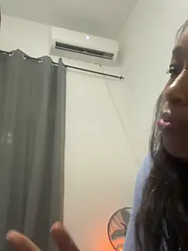 browniee777 online show from June 2026 11:37:01 PM