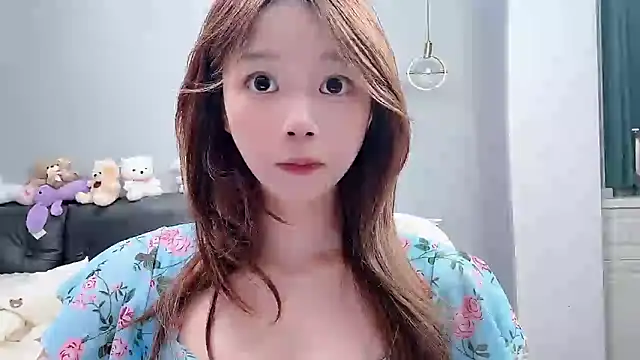 Lilababy00 online show from May 2026 02:44:02 PM