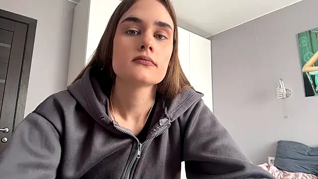 SharellFraleigh online show from April 2026 12:10:01 PM