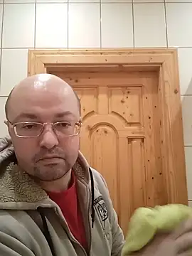 Luceriusbigass online show from December 2024 03:54:02 PM