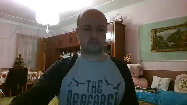 Luceriusbigass online show from December 2024 05:00:01 PM