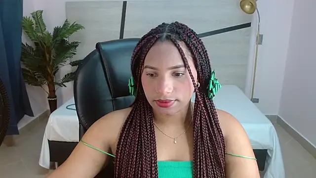 coral echeverri online show from April 2026 09:32:02 PM