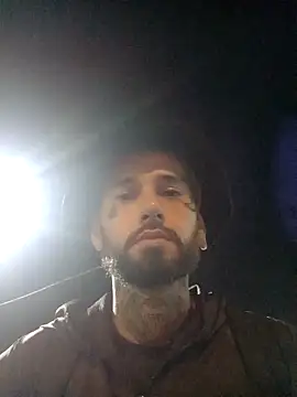 Snapshot of FodozxD chatting on April 2026 11:59:01 PM FodozxD online show from April 2026 11:59:01 PM