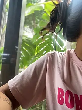 Snapshot of Hana-Parker chatting on May 2026 08:16:02 PM Hana-Parker online show from May 2026 08:16:02 PM