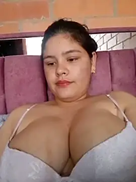 Snapshot of Babynatsha chatting on April 2026 01:05:02 PM Babynatsha online show from April 2026 01:05:02 PM