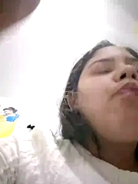 Snapshot of Babynatsha chatting on April 2026 05:17:01 PM Babynatsha online show from April 2026 05:17:01 PM