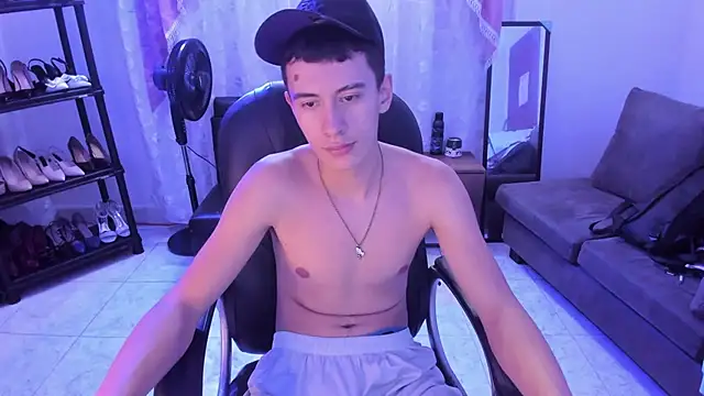 Snapshot of Jereth_Boy chatting on June 2026 10:12:02 PM Jereth Boy online show from June 2026 10:12:02 PM