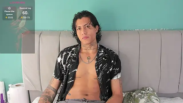 Snapshot of Damian_Romanoff chatting on April 2026 12:55:01 PM Damian Romanoff online show from April 2026 12:55:01 PM