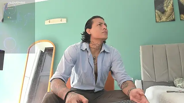Snapshot of Damian_Romanoff chatting on May 2026 02:03:02 PM Damian Romanoff online show from May 2026 02:03:02 PM