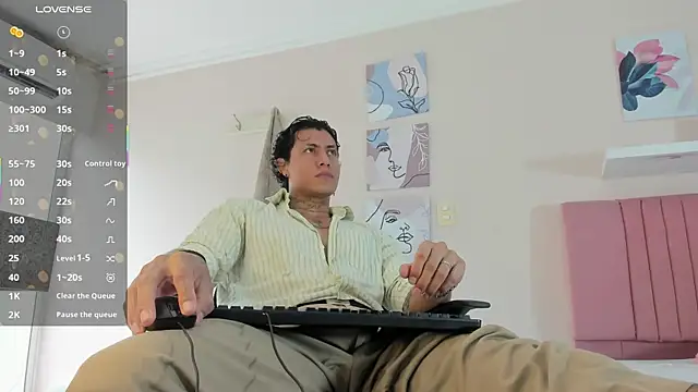 Snapshot of Damian_Romanoff chatting on May 2026 04:36:01 PM Damian Romanoff online show from May 2026 04:36:01 PM