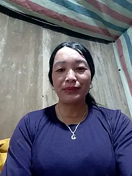 Snapshot of vanlucky2 chatting on April 2026 11:40:02 PM vanlucky2 online show from April 2026 11:40:02 PM