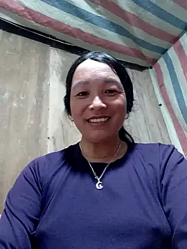 Snapshot of vanlucky2 chatting on April 2026 01:25:02 PM vanlucky2 online show from April 2026 01:25:02 PM