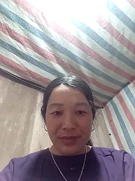 Snapshot of vanlucky2 chatting on April 2026 11:02:02 AM vanlucky2 online show from April 2026 11:02:02 AM