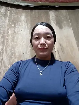 Snapshot of vanlucky2 chatting on April 2026 02:49:02 AM vanlucky2 online show from April 2026 02:49:02 AM