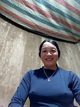 Snapshot of vanlucky2 chatting on May 2026 11:48:02 AM vanlucky2 online show from May 2026 11:48:02 AM