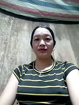 Snapshot of vanlucky2 chatting on May 2026 01:14:02 AM vanlucky2 online show from May 2026 01:14:02 AM