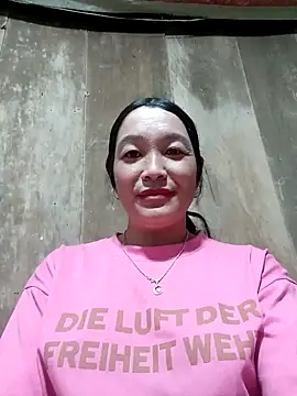 Snapshot of vanlucky2 chatting on May 2026 11:39:02 AM vanlucky2 online show from May 2026 11:39:02 AM