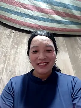 Snapshot of vanlucky2 chatting on May 2026 12:52:01 AM vanlucky2 online show from May 2026 12:52:01 AM