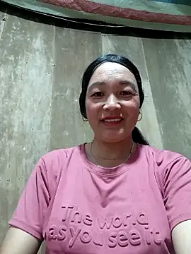 Snapshot of vanlucky2 chatting on May 2026 04:18:01 AM vanlucky2 online show from May 2026 04:18:01 AM