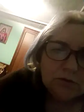 AureliaSky598 online show from April 2026 09:27:01 PM