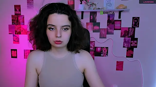mia mooon  online show from May 2026 09:17:02 AM