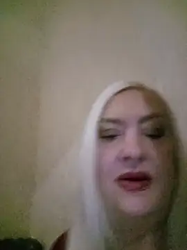 Julia20X online show from June 2026 06:26:01 AM