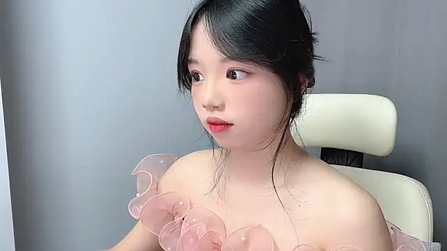 Xiaoqing00 online show from May 2026 02:53:02 AM