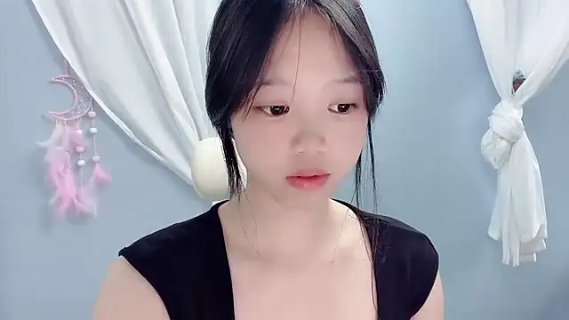 Snapshot of Xiaoqing00 chatting on June 2026 03:47:02 AM Xiaoqing00 online show from June 2026 03:47:02 AM
